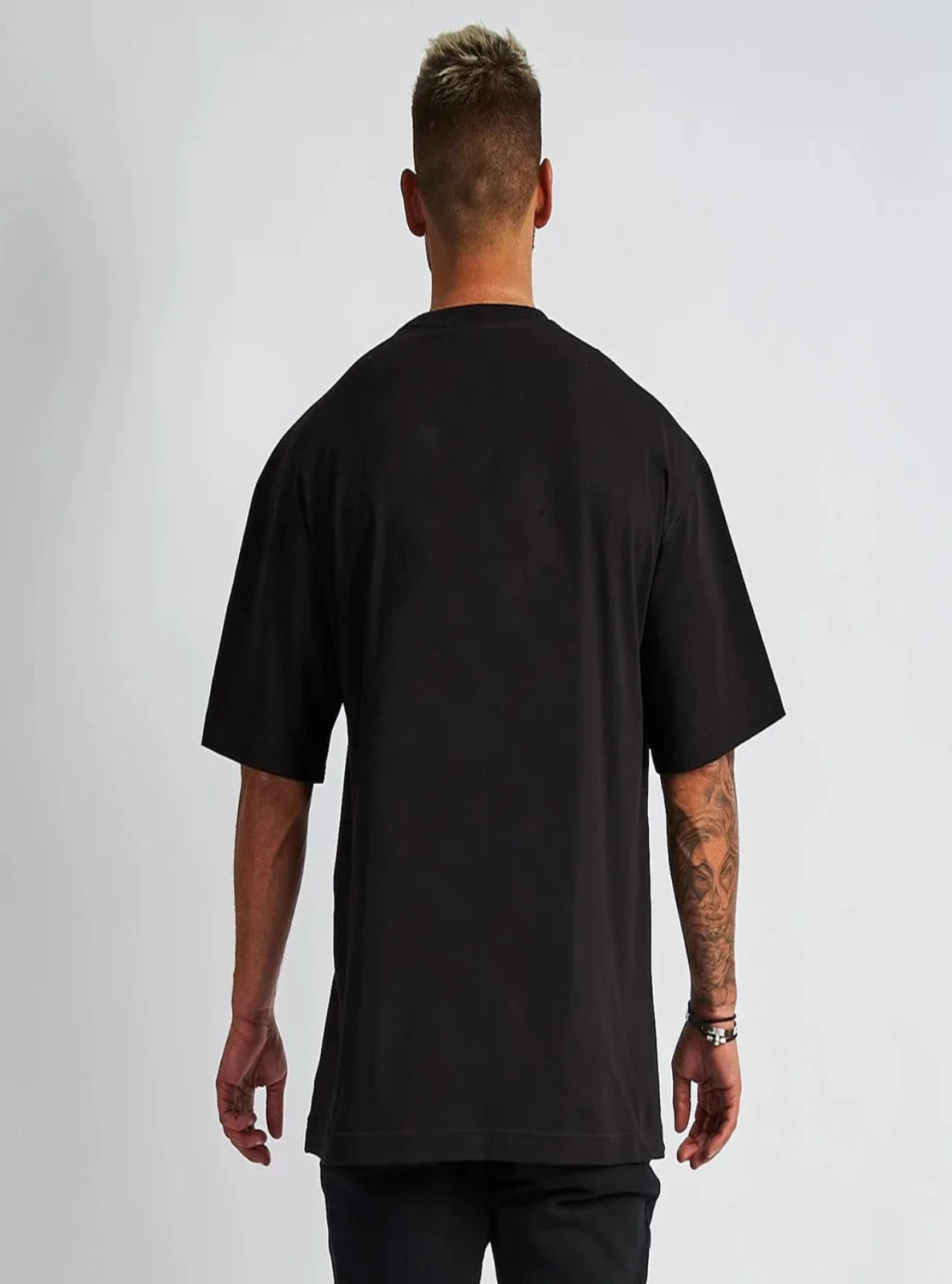 Loose-Fit Sports Shirt